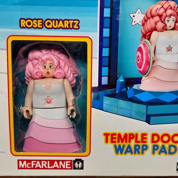 McFarlane Toys Steven Universe Rose Quartz Temple Door Warp Pad Construction Set - Picture 2 of 9